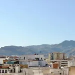 Amplio En El Centro De